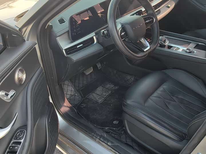 Фото 7 - Chery Arrizo 8