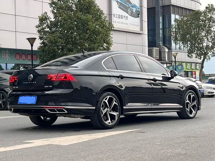 Фото 9 - Volkswagen Magotan