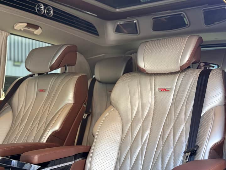 Фото 13 - Mercedes-Benz V-Class