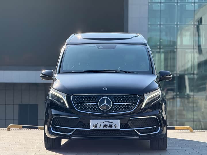 Фото 2 - Mercedes-Benz V-Class