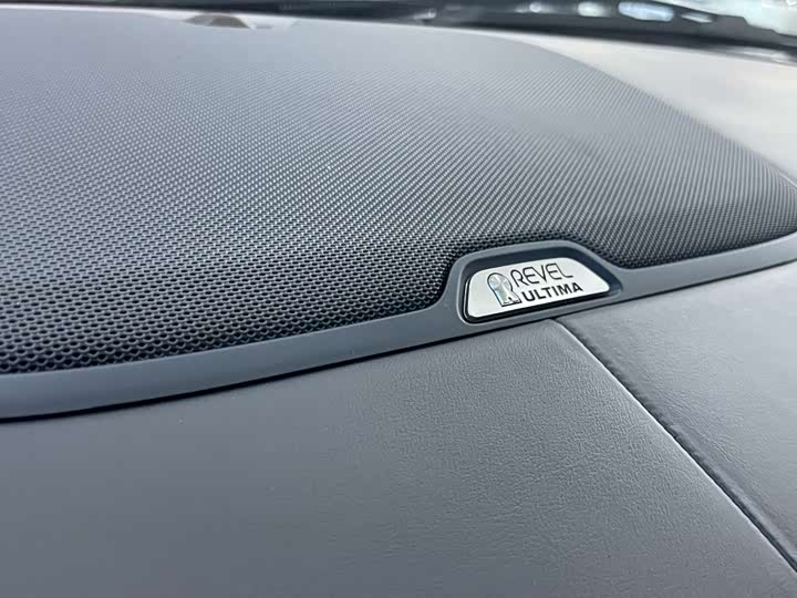 Фото 6 - Lincoln Navigator