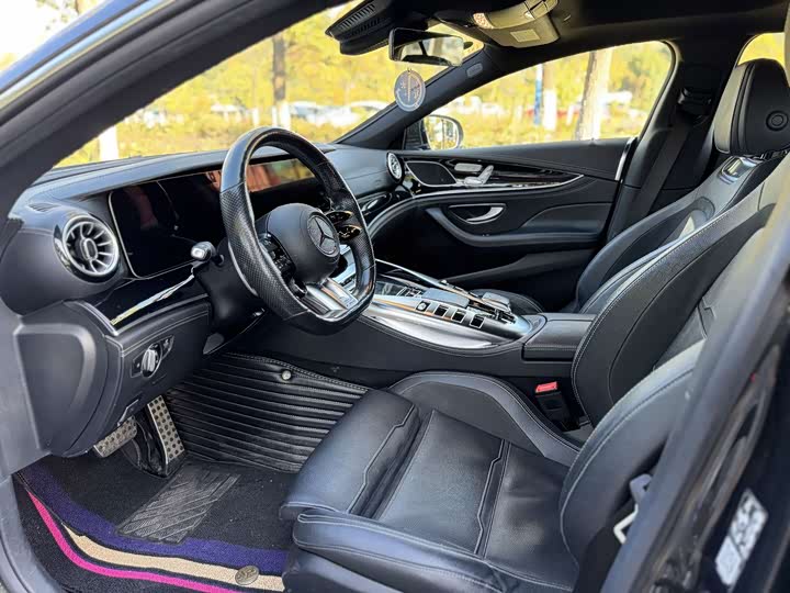 Фото 7 - Mercedes-Benz AMG GT