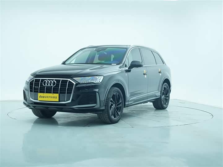 Фото 1 - Audi Q7