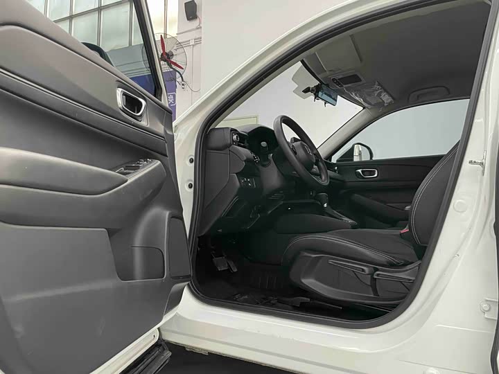 Фото 15 - Honda XR-V