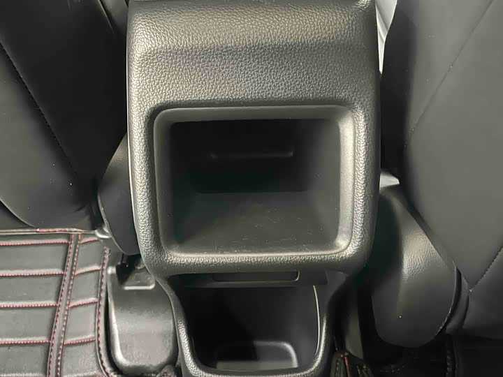 Фото 19 - Honda XR-V