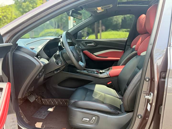 Фото 8 - MG Motor 5