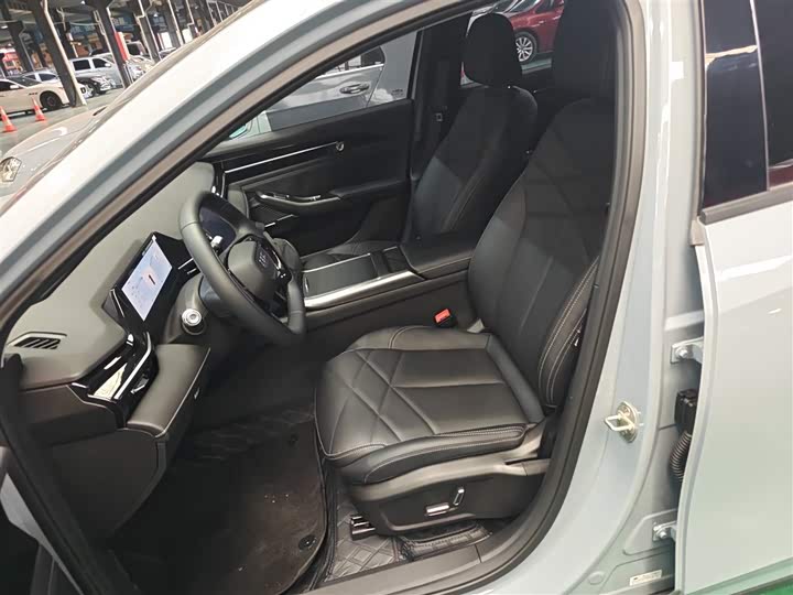 Фото 15 - Geely Galaxy L6