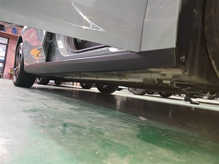 Фото 21 - Geely Galaxy L6