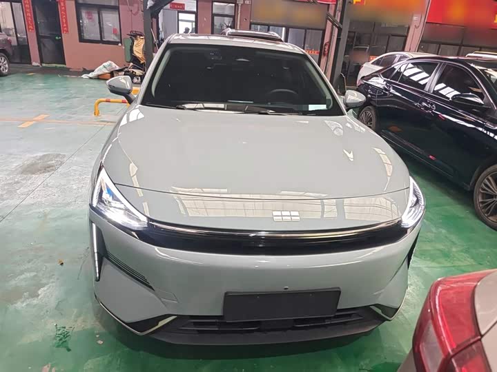 Фото 3 - Geely Galaxy L6