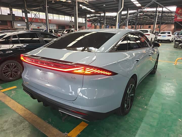 Фото 7 - Geely Galaxy L6