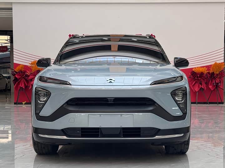 Фото 2 - Nio ES6