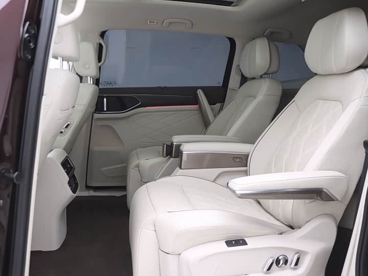 Фото 8 - Volkswagen Viloran