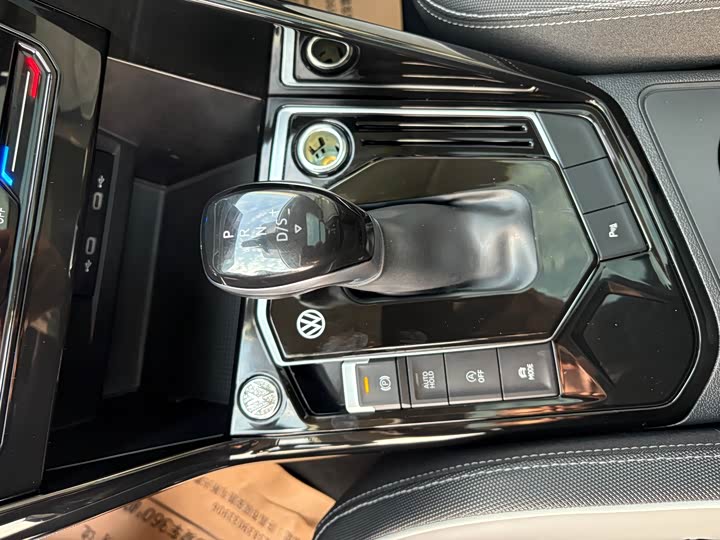 Фото 12 - Volkswagen Tayron