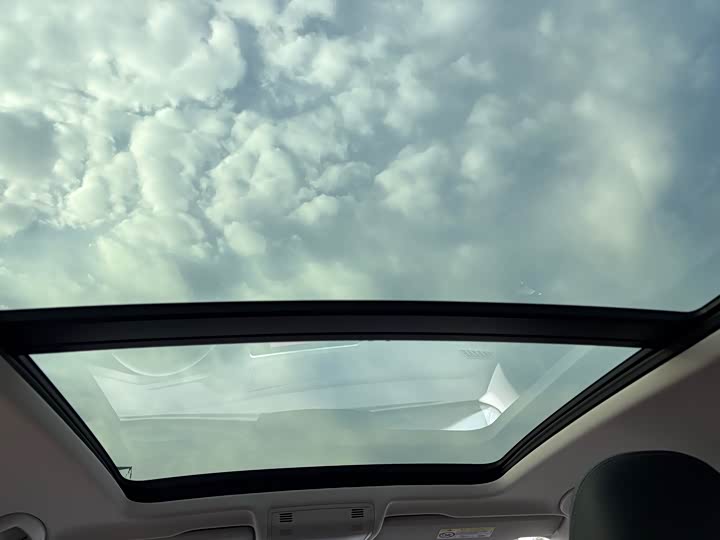 Фото 18 - Volkswagen Tayron