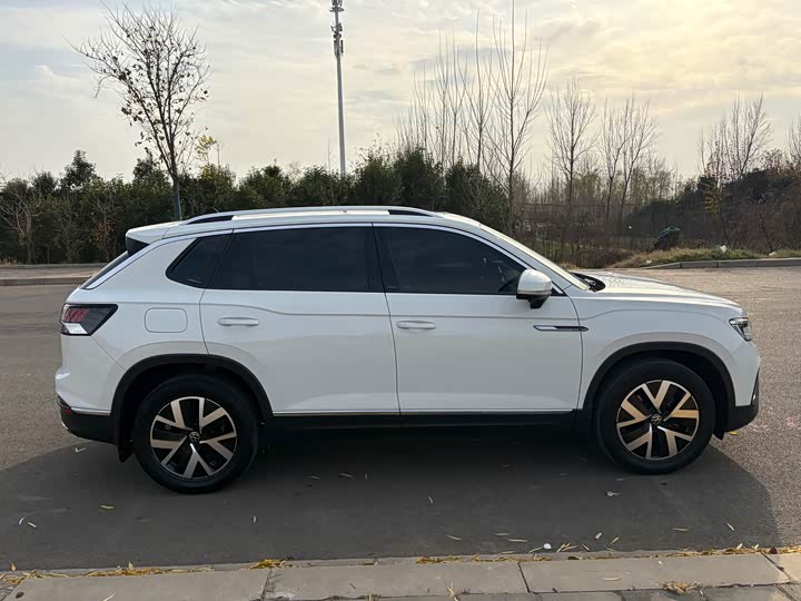 Фото 4 - Volkswagen Tayron