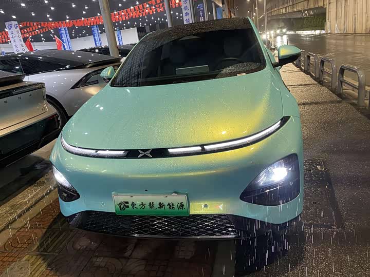 Фото 3 - XPeng G6