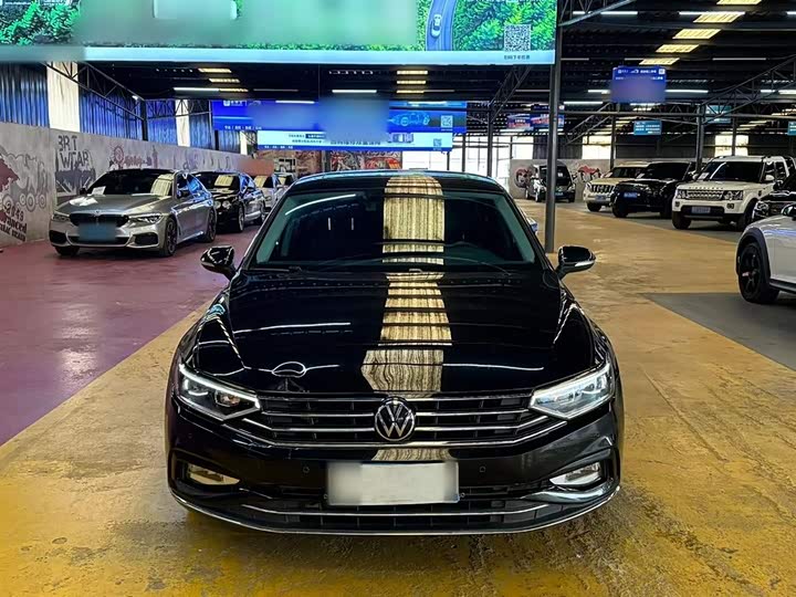 Фото 4 - Volkswagen Magotan