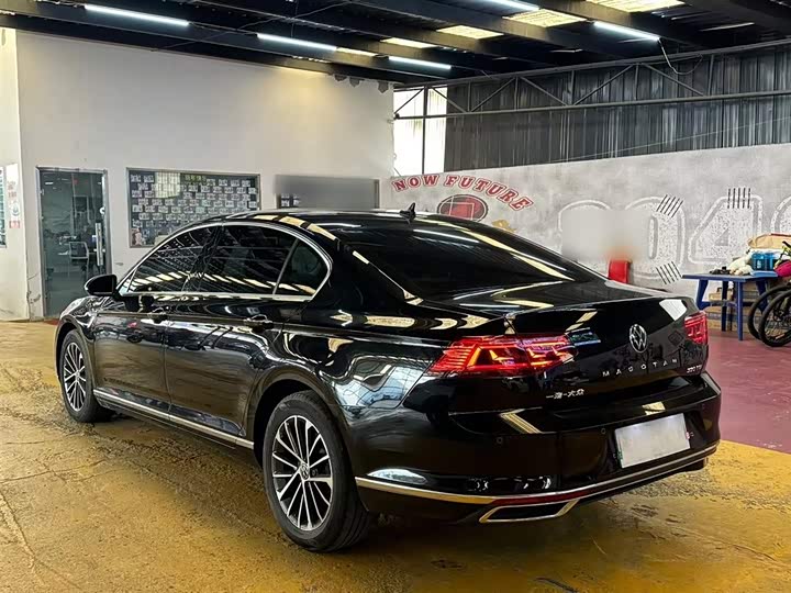 Фото 7 - Volkswagen Magotan