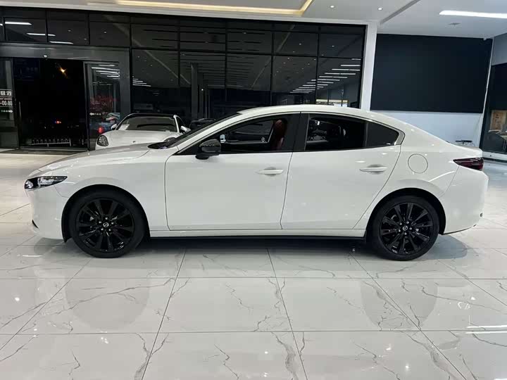 Фото 3 - Mazda 3 (Axela)