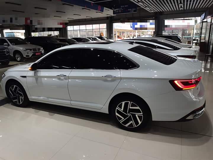 Фото 5 - Volkswagen Sagitar L