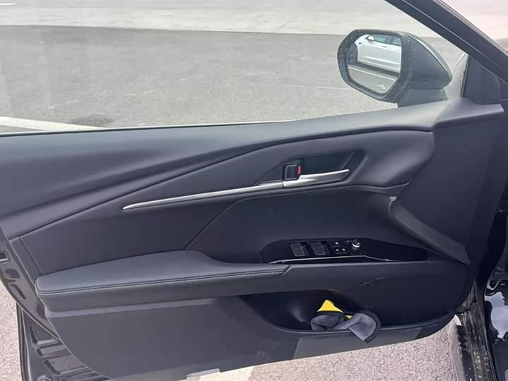 Фото 7 - Toyota Camry