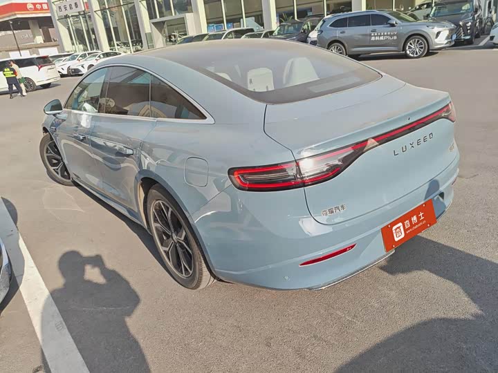 Фото 4 - Luxeed S7