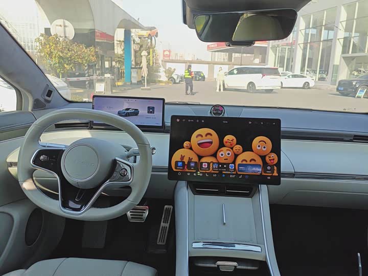 Фото 5 - Luxeed S7