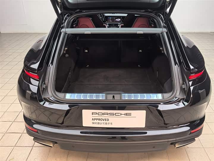 Фото 18 - Porsche Panamera