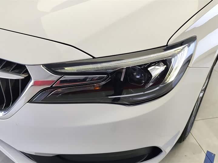 Фото 5 - Buick GL6