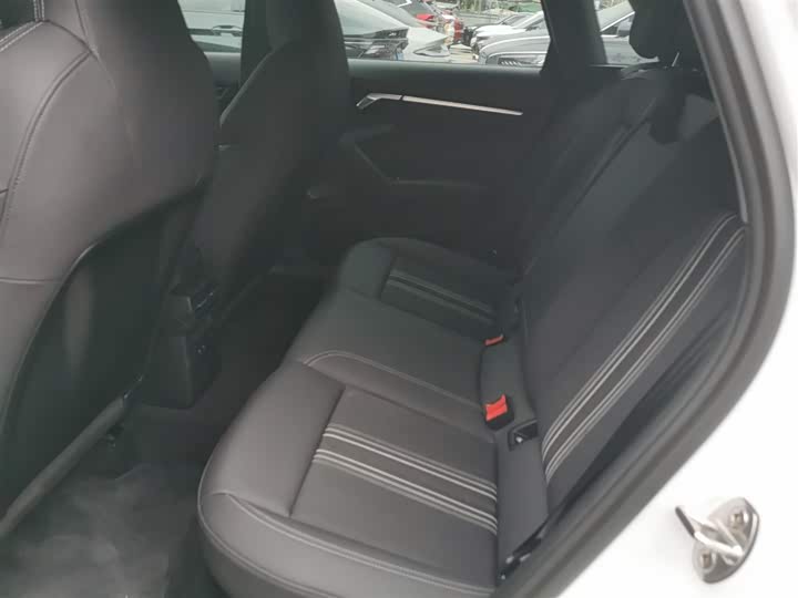 Фото 17 - Audi A3