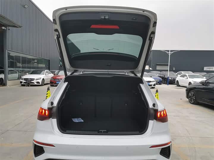 Фото 19 - Audi A3