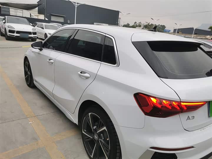 Фото 5 - Audi A3