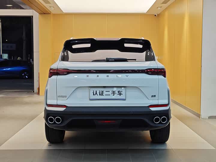 Фото 27 - Geely Coolray