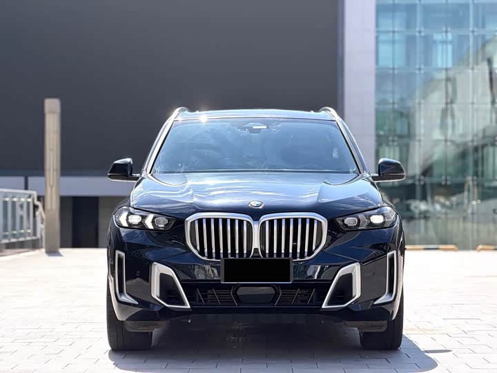 Фото 2 - BMW X5