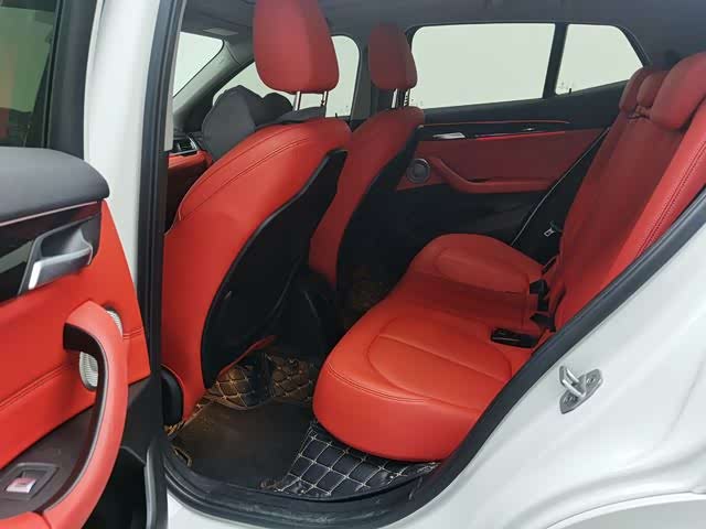 Фото 11 - BMW X2