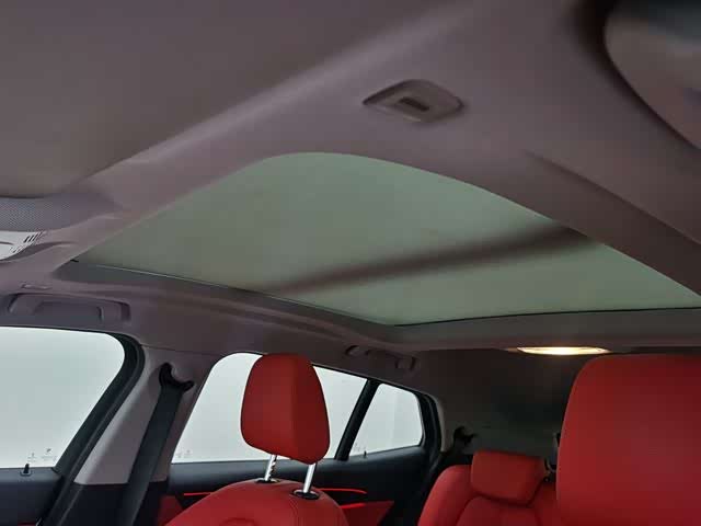 Фото 13 - BMW X2