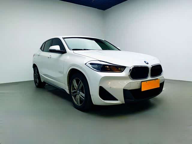 Фото 6 - BMW X2