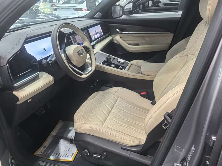 Фото 4 - Geely Monjaro