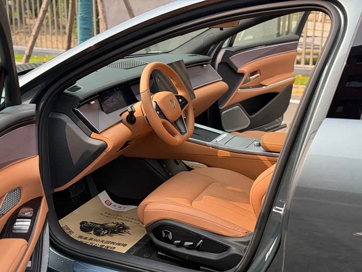 Фото 4 - BYD Han L