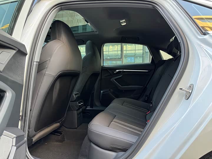 Фото 15 - Audi A3