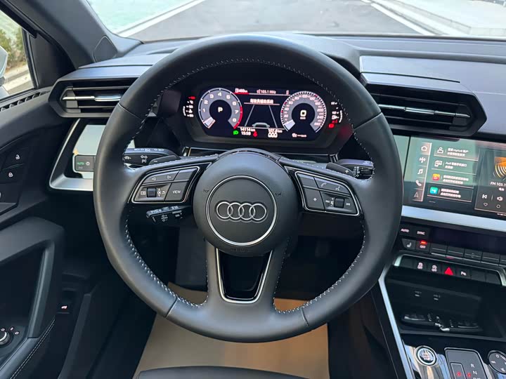 Фото 17 - Audi A3