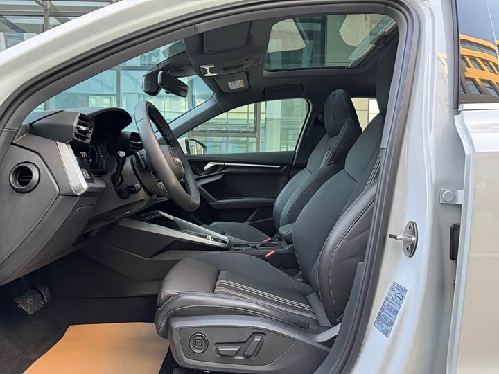 Фото 9 - Audi A3