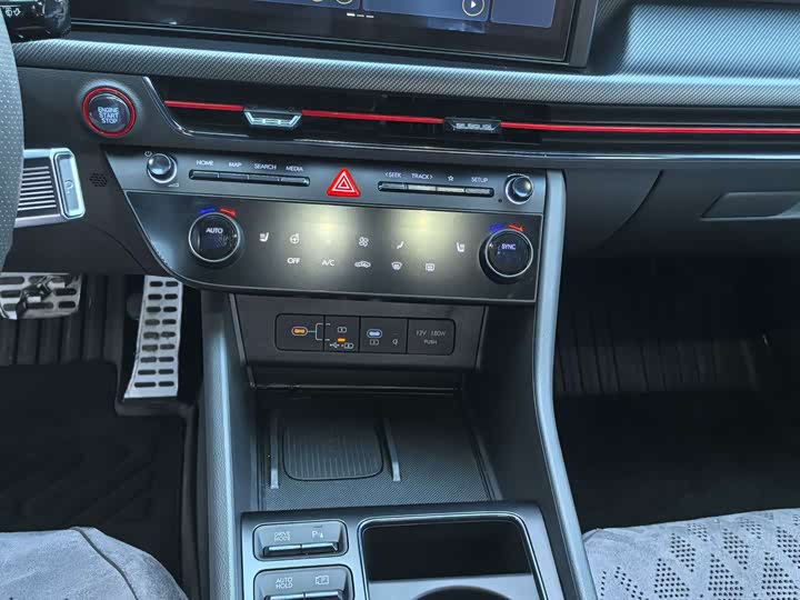 Фото 11 - Hyundai Sonata N Line