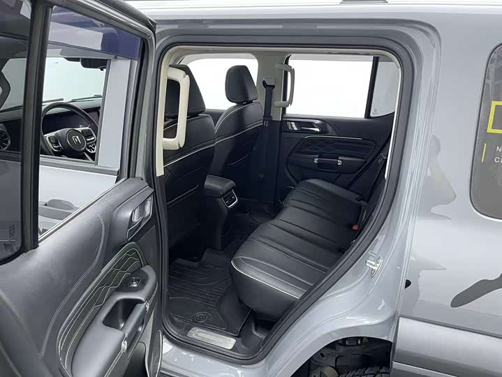 Фото 13 - Tank 300