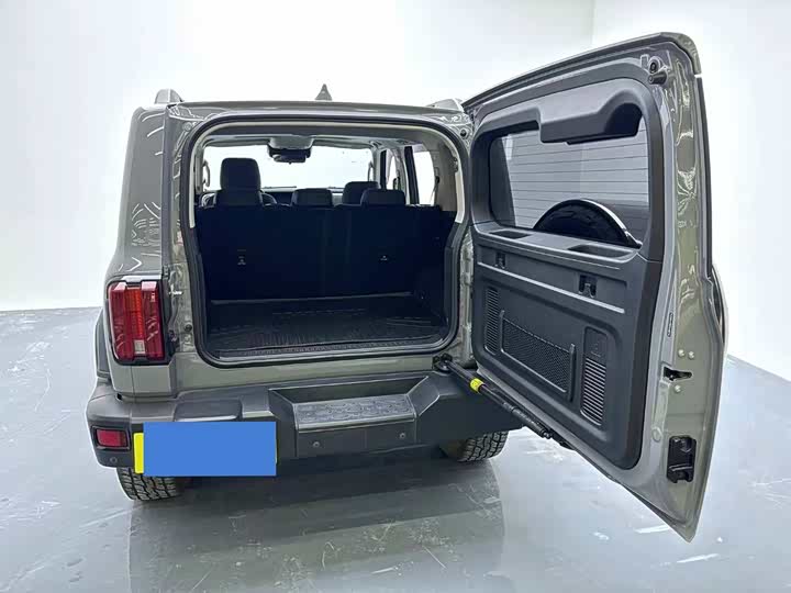 Фото 16 - Tank 300