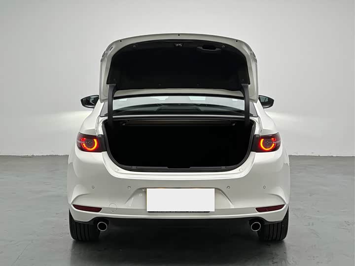 Фото 10 - Mazda 3 (Axela)