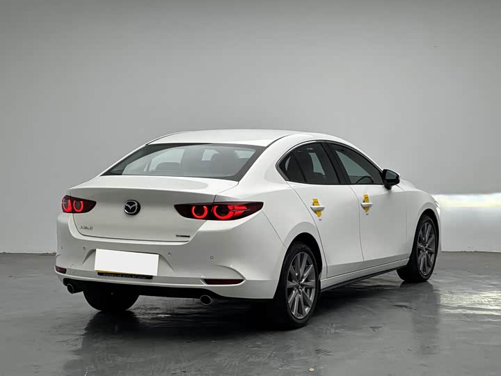 Фото 5 - Mazda 3 (Axela)