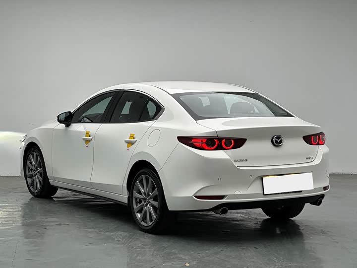 Фото 7 - Mazda 3 (Axela)