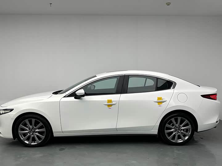 Фото 8 - Mazda 3 (Axela)