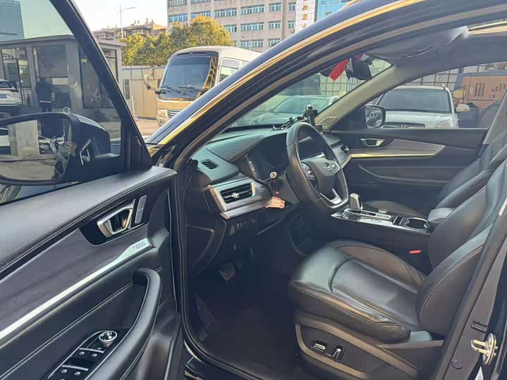 Фото 3 - Chery Tiggo 8